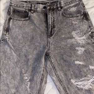 American eagle mom jeans